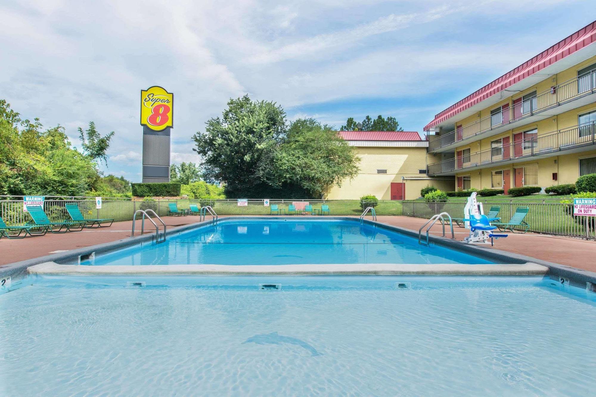 Super 8 By Wyndham Caryville Tn Екстериор снимка
